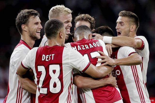 欧冠-哈兰德双响京东安破门 曼城3-3费耶诺德